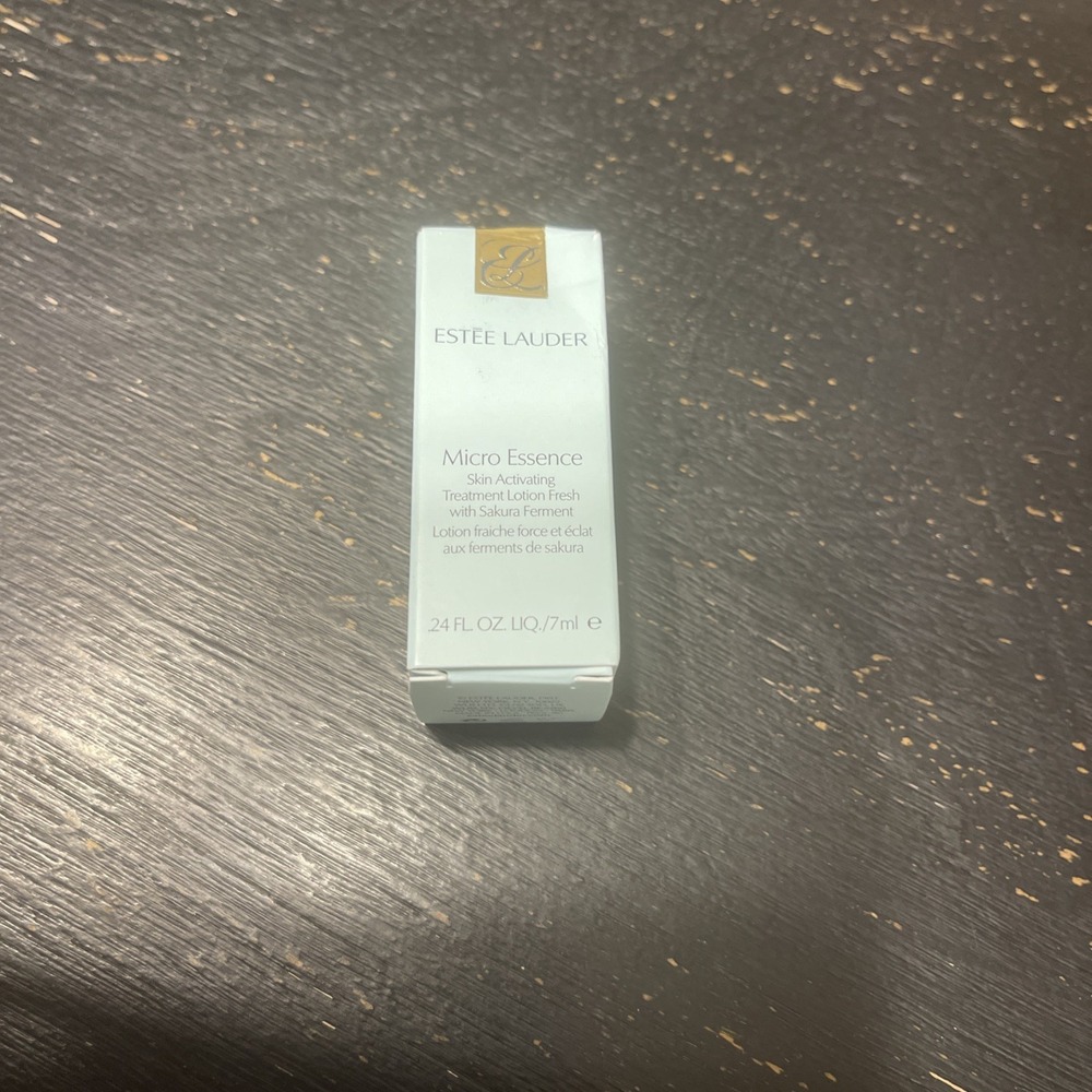 Estee Lauder Micro Essence Skin Activating Treatment Lotion Fresh 0.24oz/7ml X3 - Picture 2 of 6